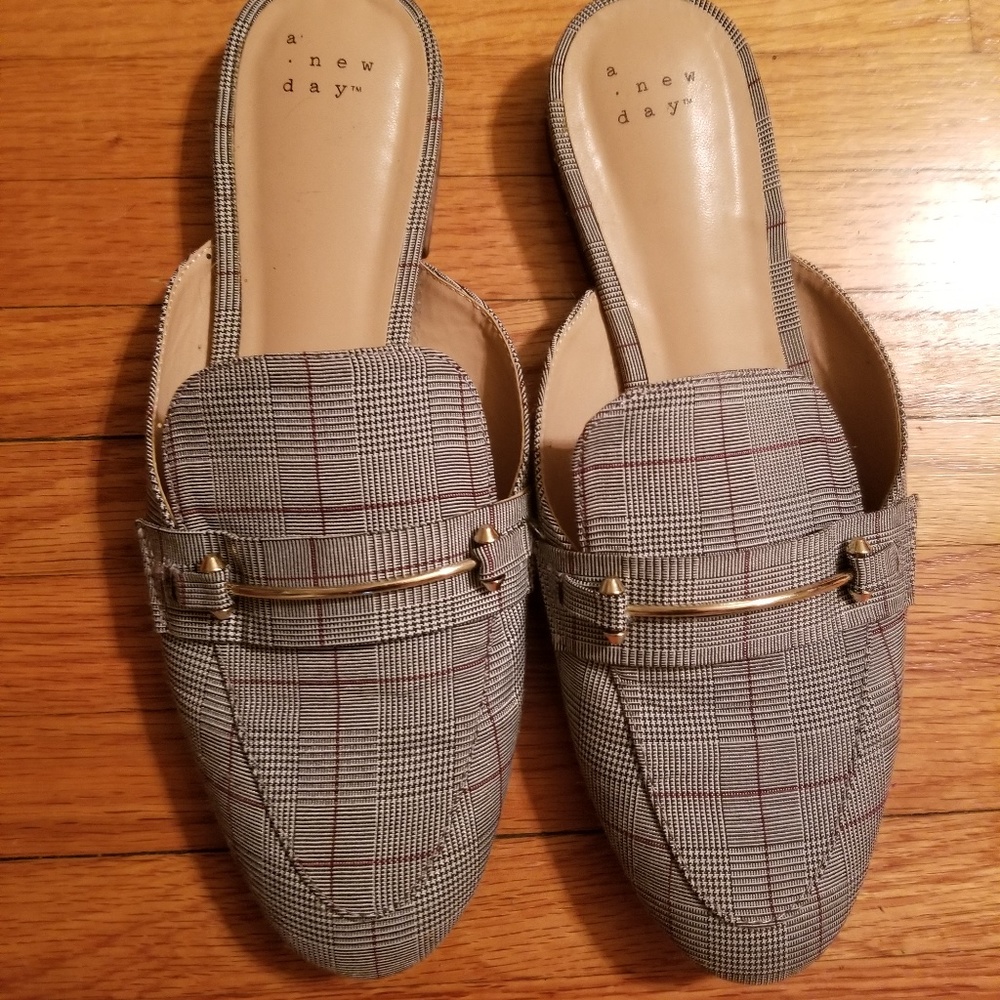 A. New. Day Mules